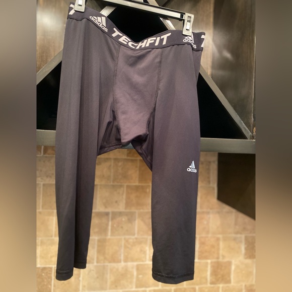 Adidas Tech Fit Compression Tights (XL) - Picture 2 of 3